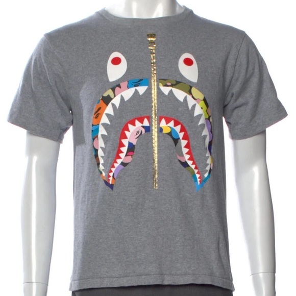 A BATHING APE Multi Color Camo Shark Graphic Print T-Shirt Size: S